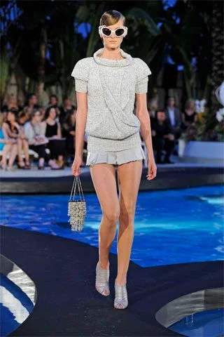 Look 28